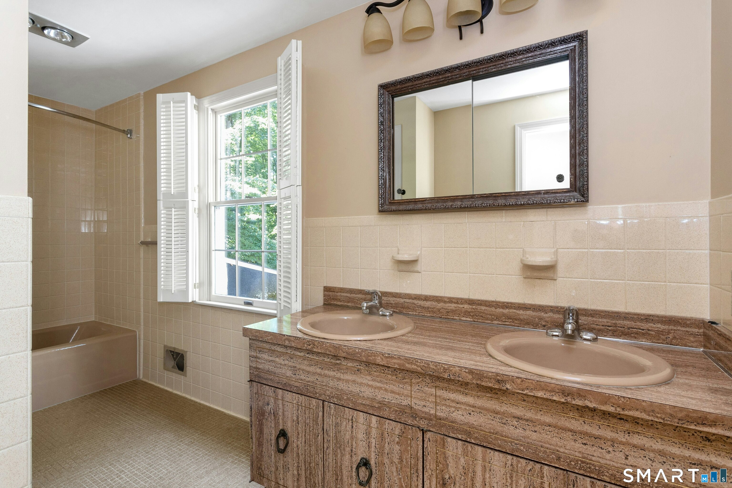 45 East Common Road Easton CT 06612