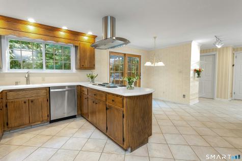 45 East Common Road Easton CT 06612