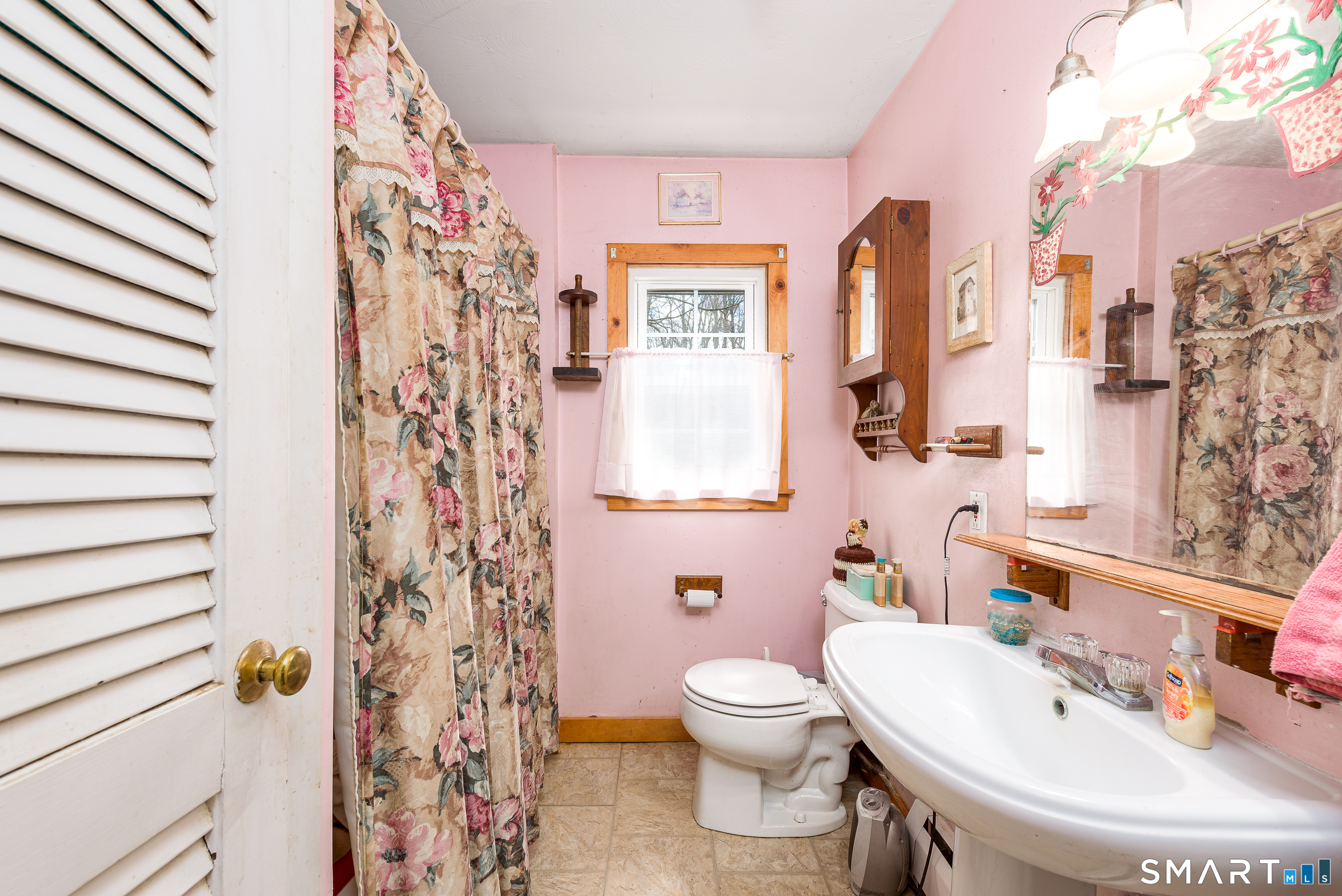 485 Deepwood Drive Lebanon CT 06249