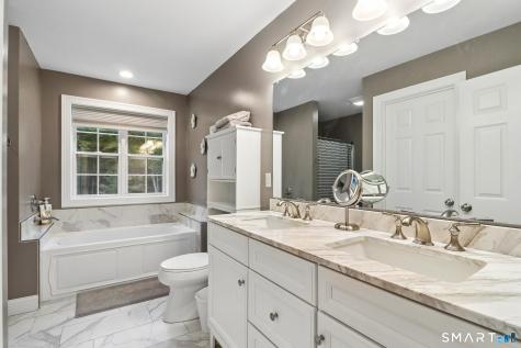 20 Center Street Windsor CT 06095