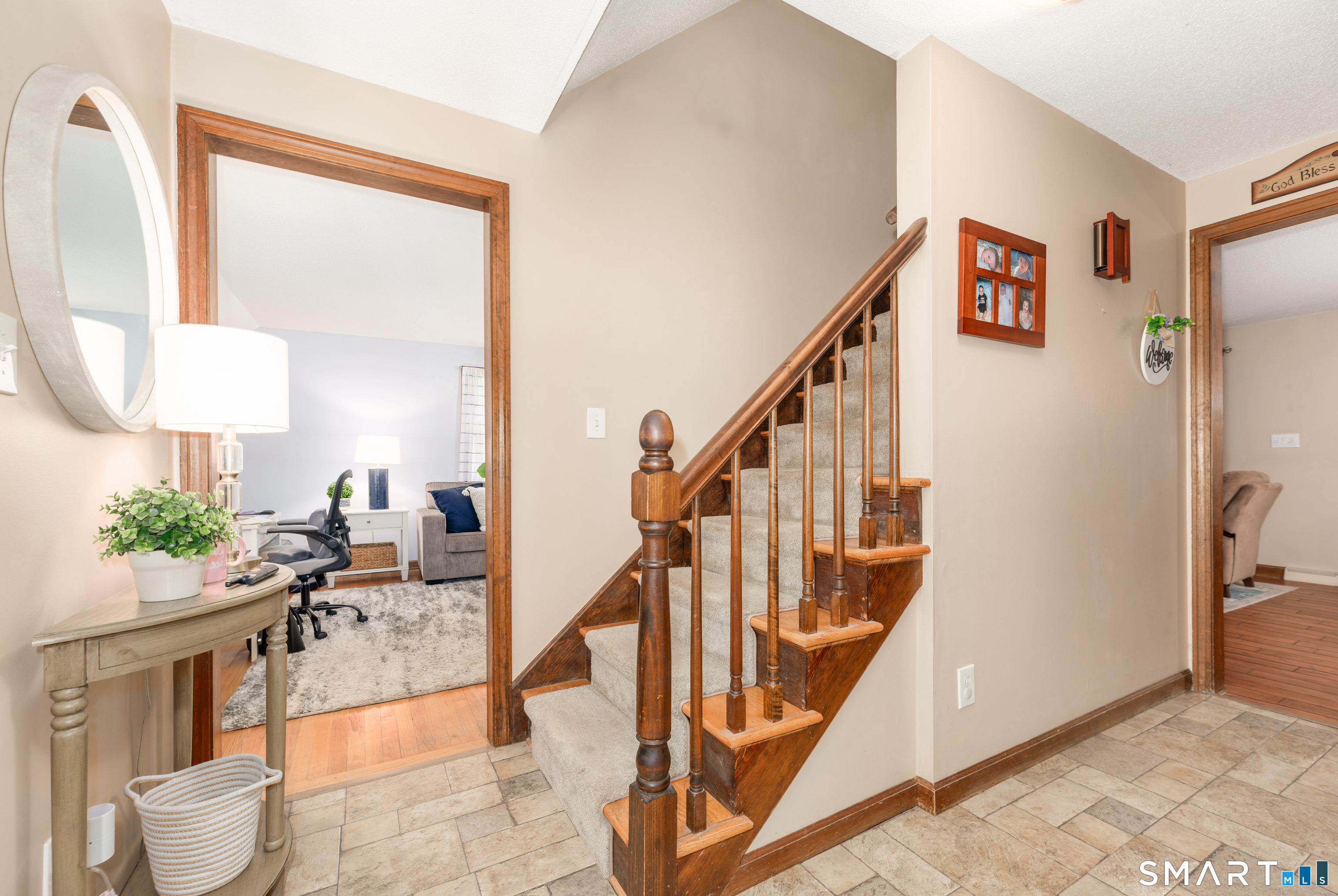 81 White Oak Drive Southington CT 06489