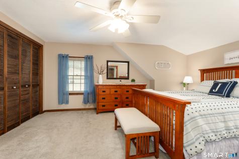 81 White Oak Drive Southington CT 06489