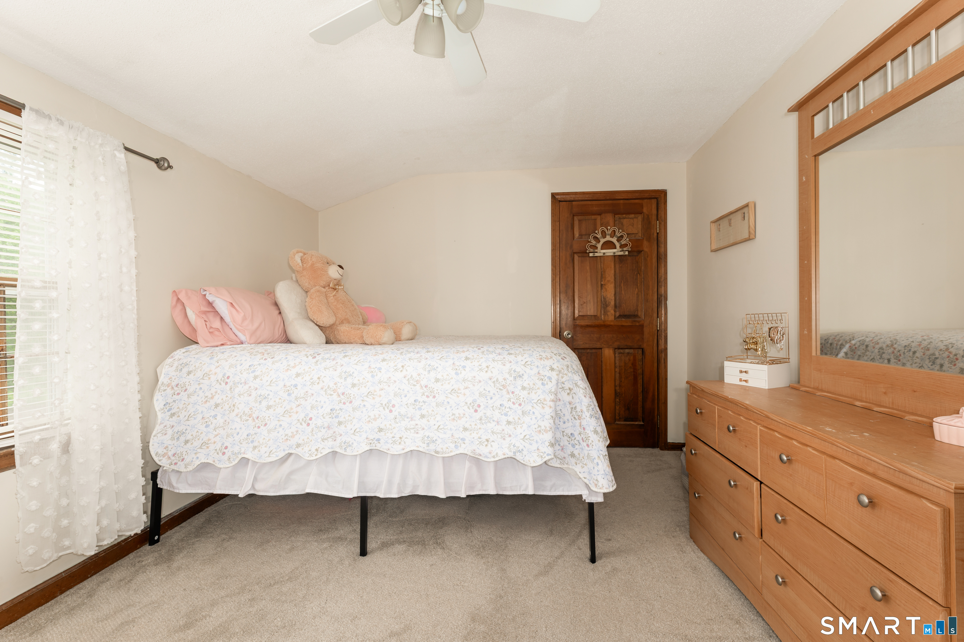 81 White Oak Drive Southington CT 06489
