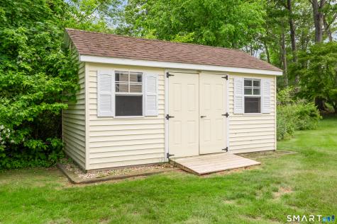 81 White Oak Drive Southington CT 06489