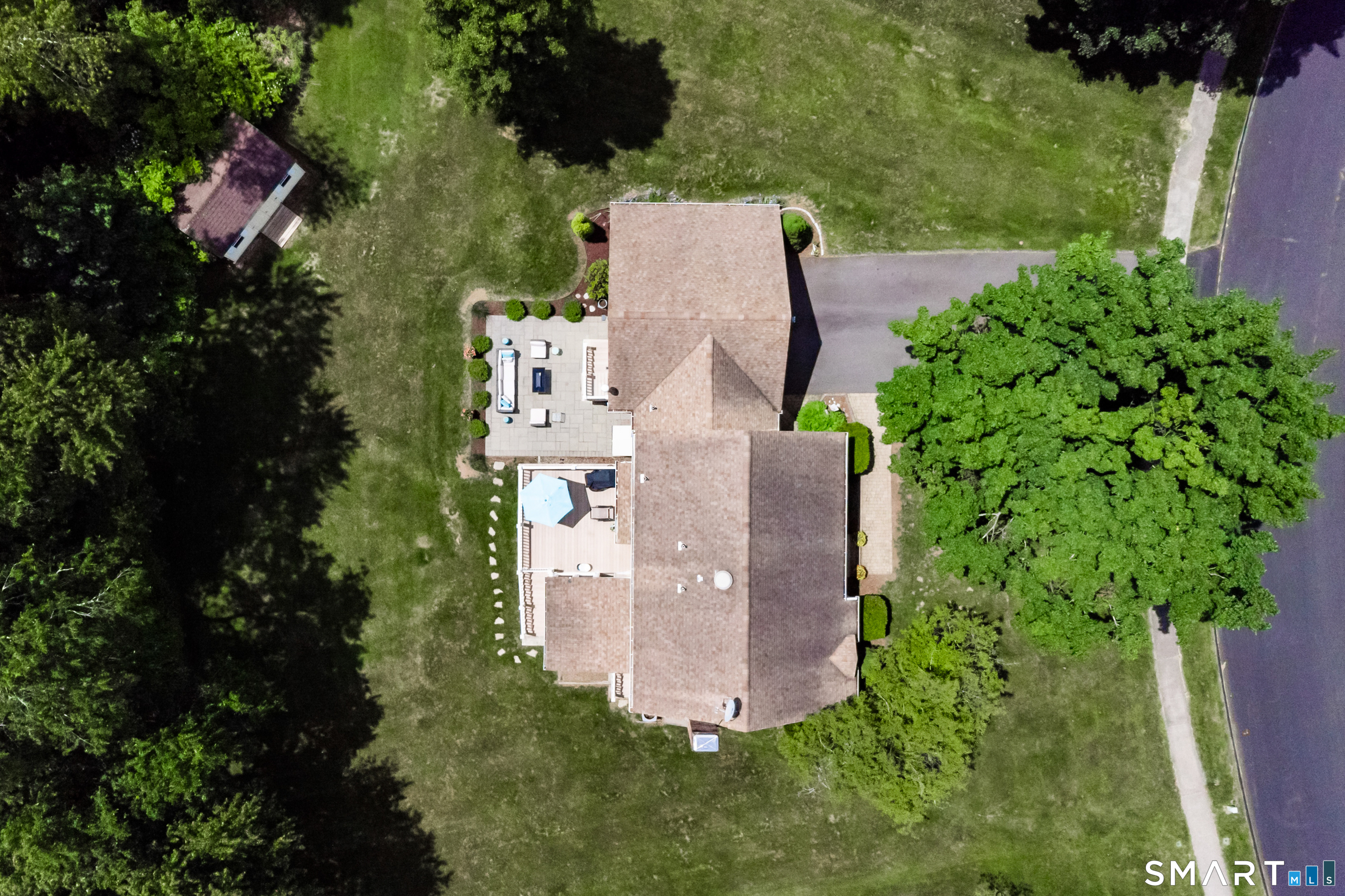 81 White Oak Drive Southington CT 06489