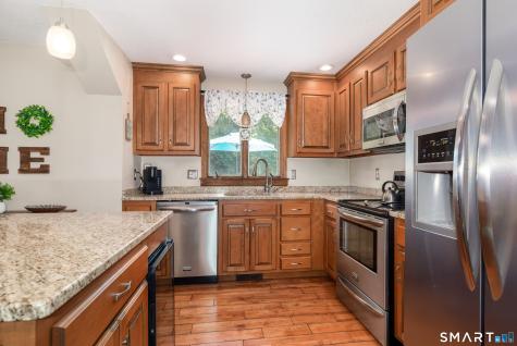 81 White Oak Drive Southington CT 06489