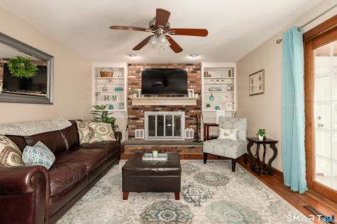 81 White Oak Drive Southington CT 06489