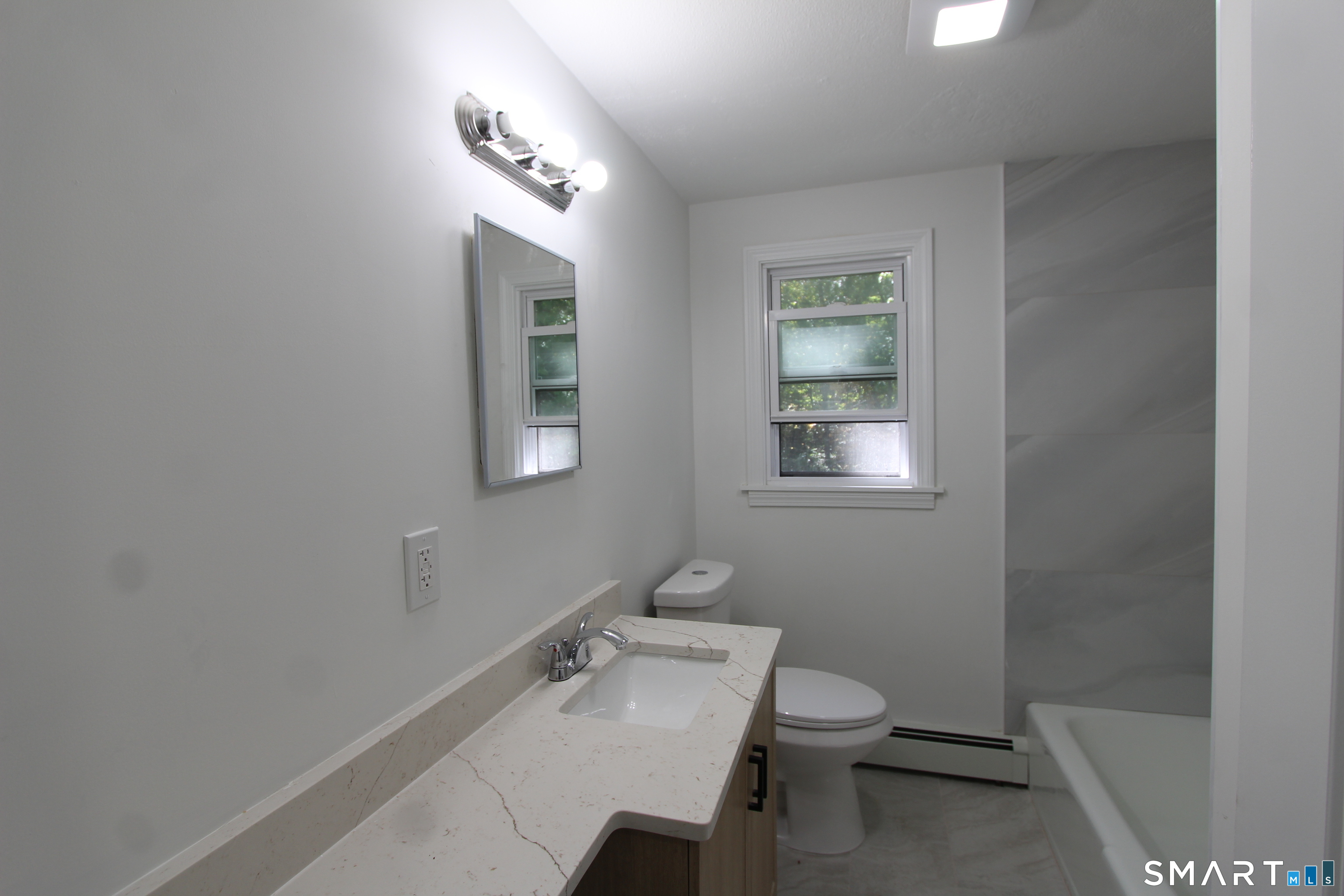 17 Forest Lane Bloomfield CT 06002