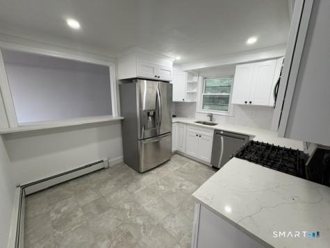 17 Forest Lane Bloomfield CT 06002