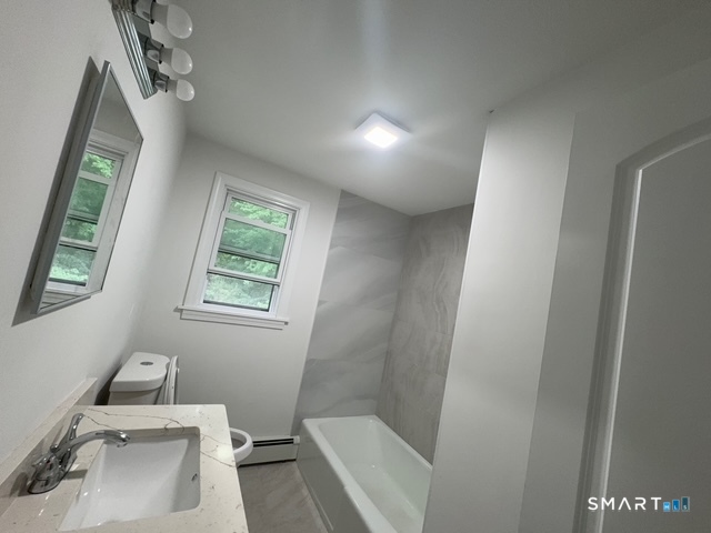 17 Forest Lane Bloomfield CT 06002