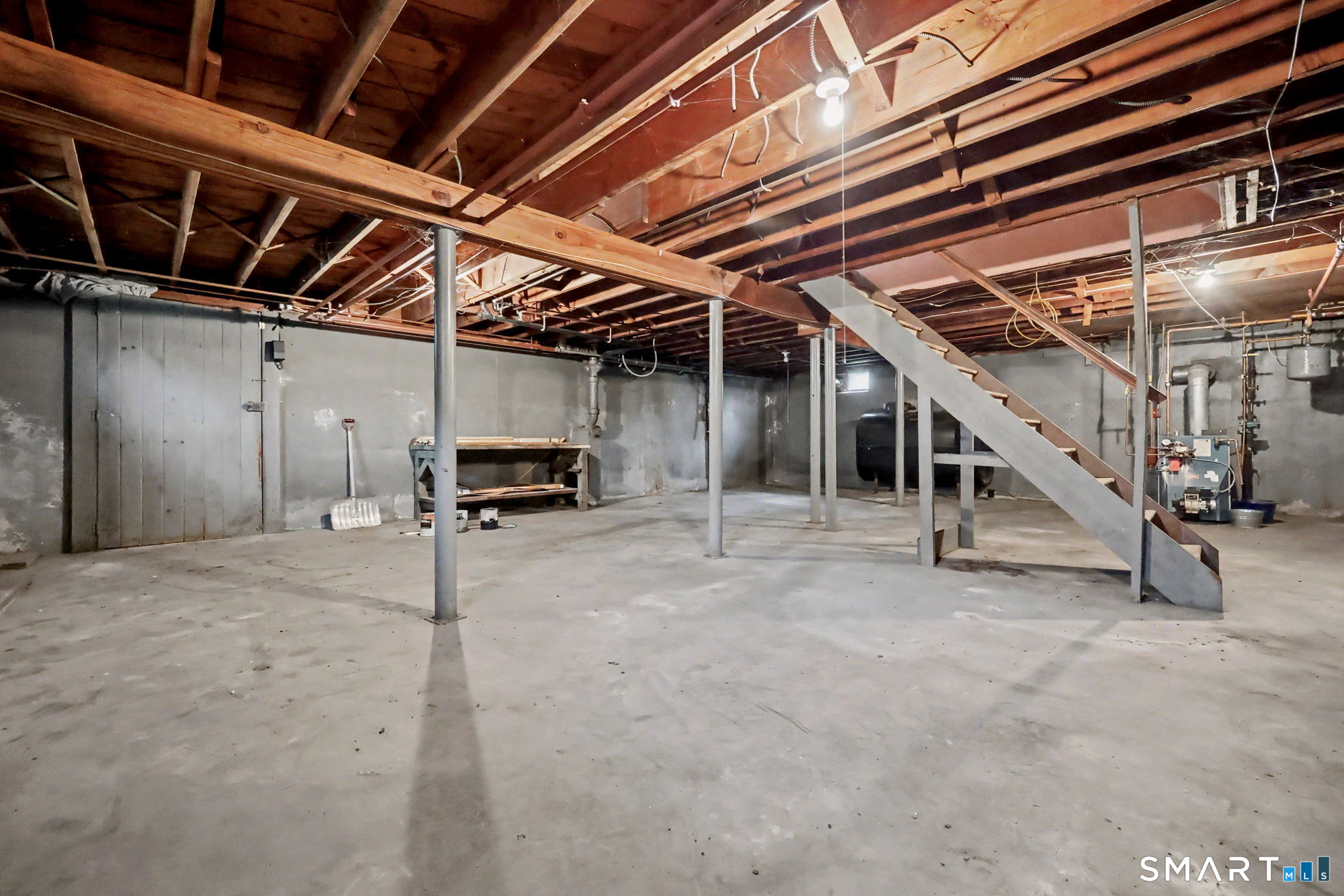 884 Wood Avenue Bridgeport CT 06604