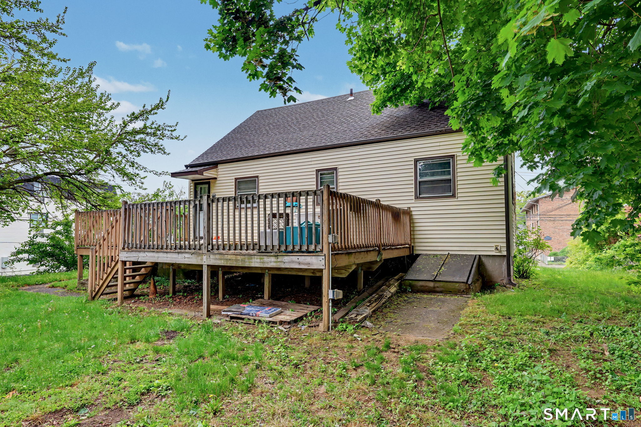 884 Wood Avenue Bridgeport CT 06604
