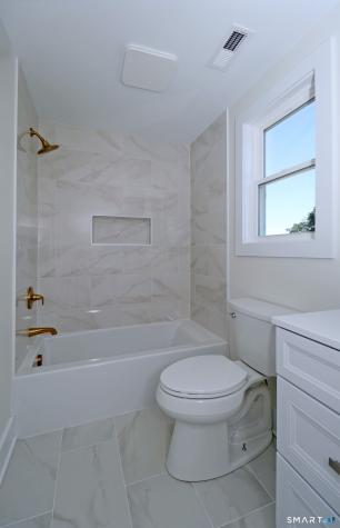 148 Ridgeley Avenue Fairfield CT 06825