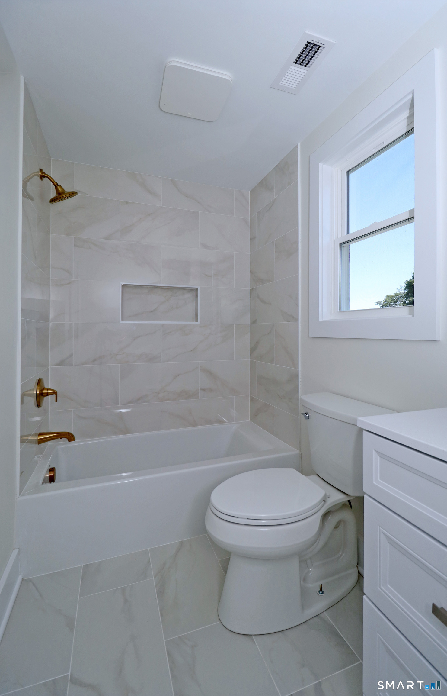 148 Ridgeley Avenue Fairfield CT 06825