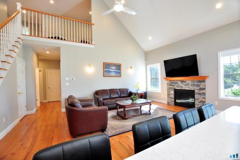 45 Peckham Farm Drive Newington CT 06111