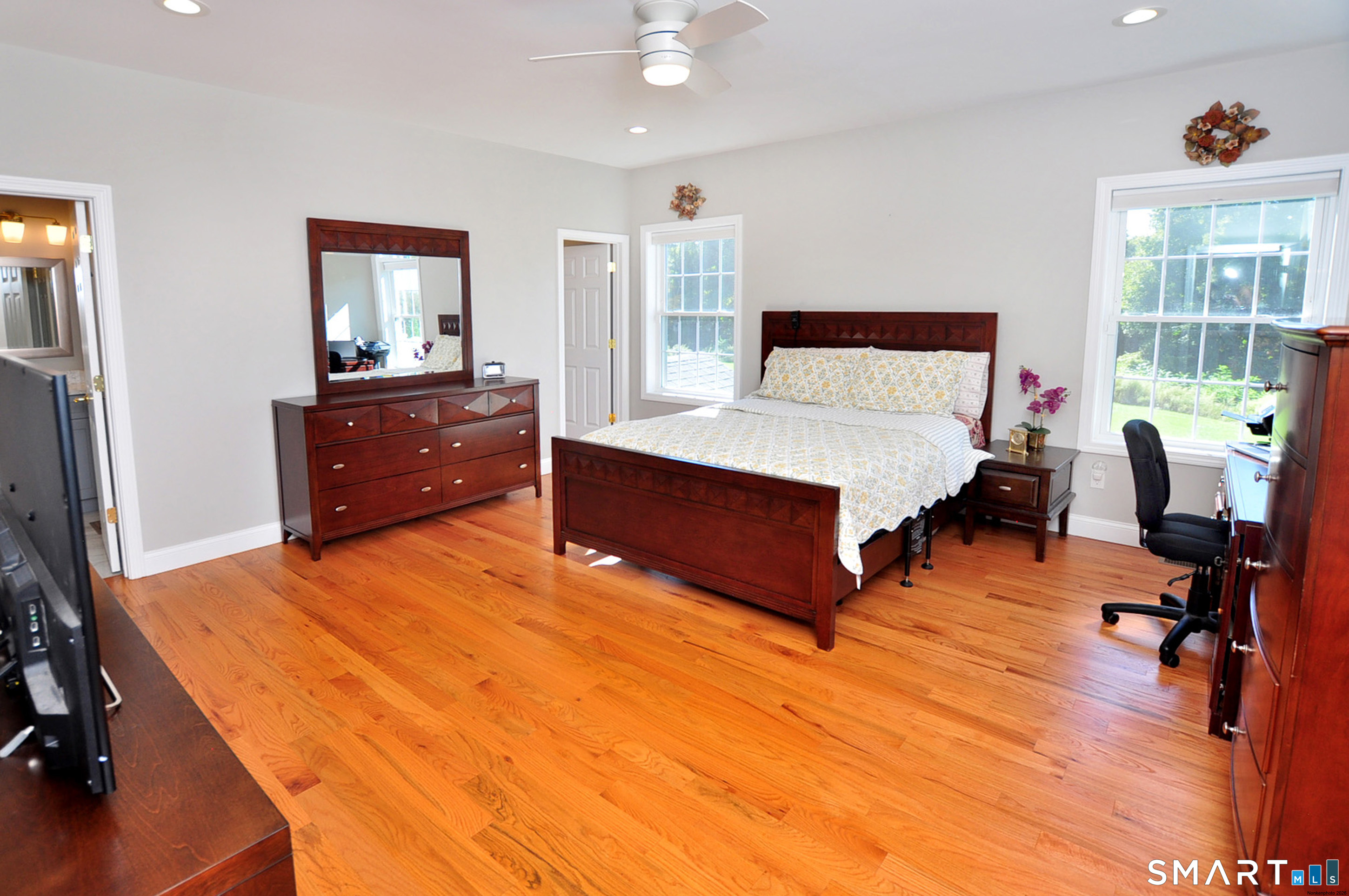 45 Peckham Farm Drive Newington CT 06111