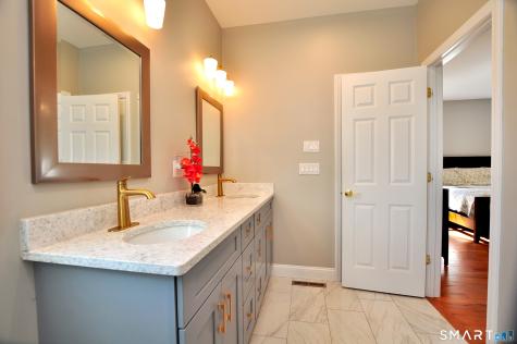 45 Peckham Farm Drive Newington CT 06111