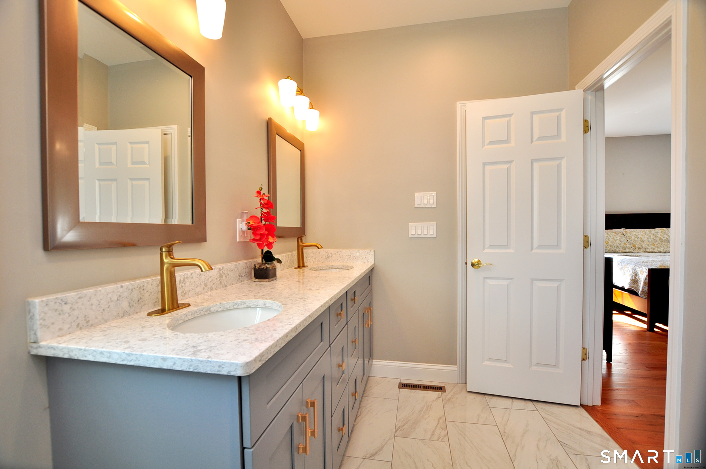 45 Peckham Farm Drive Newington CT 06111