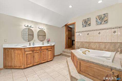 39 Chapman Road Marlborough CT 06447