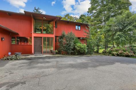 259 Maple Road Easton CT 06612