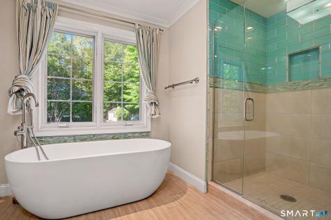 15 Maplecrest Drive Danbury CT 06811