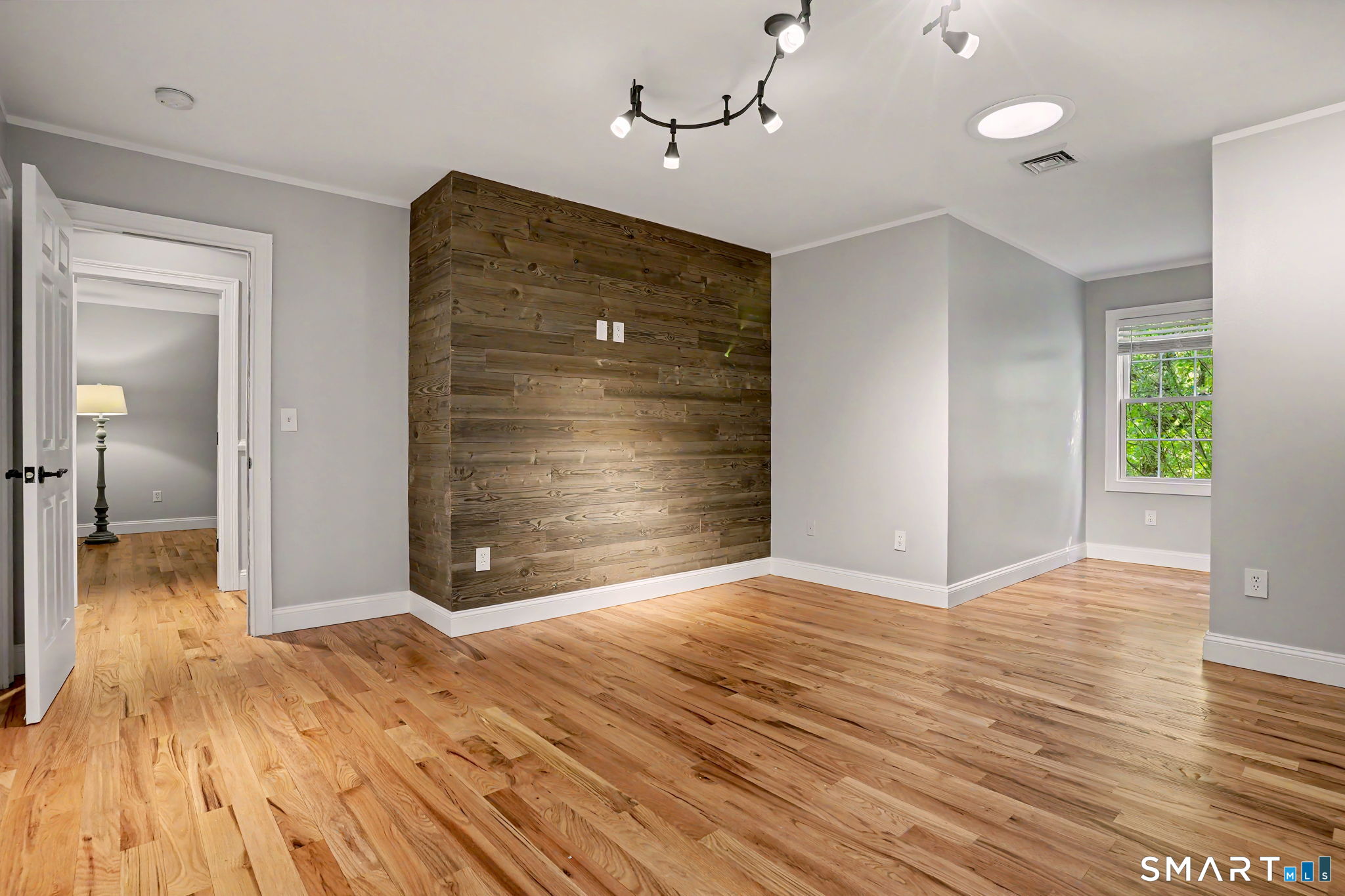 15 Maplecrest Drive Danbury CT 06811