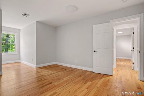 15 Maplecrest Drive Danbury CT 06811