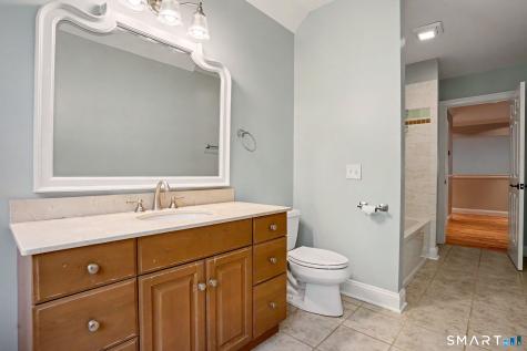 15 Maplecrest Drive Danbury CT 06811
