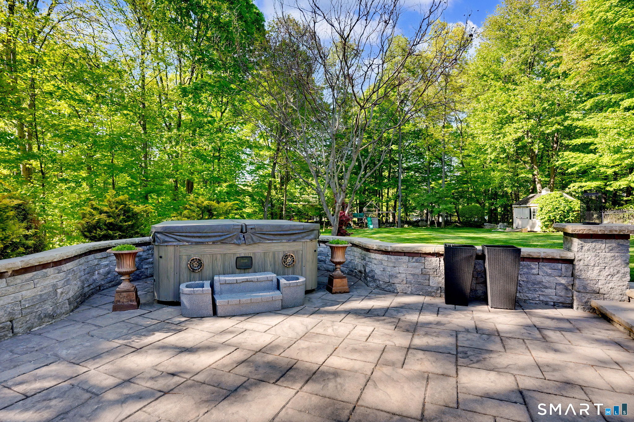 15 Maplecrest Drive Danbury CT 06811