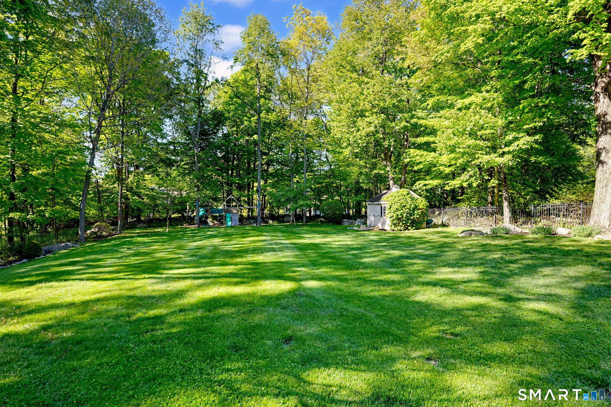 15 Maplecrest Drive Danbury CT 06811