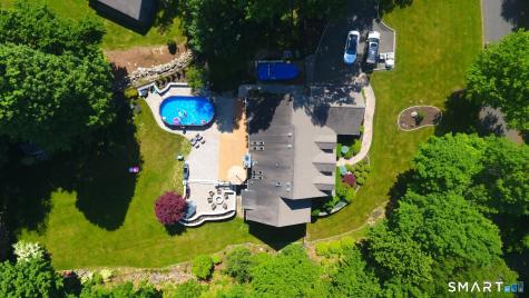 15 Maplecrest Drive Danbury CT 06811