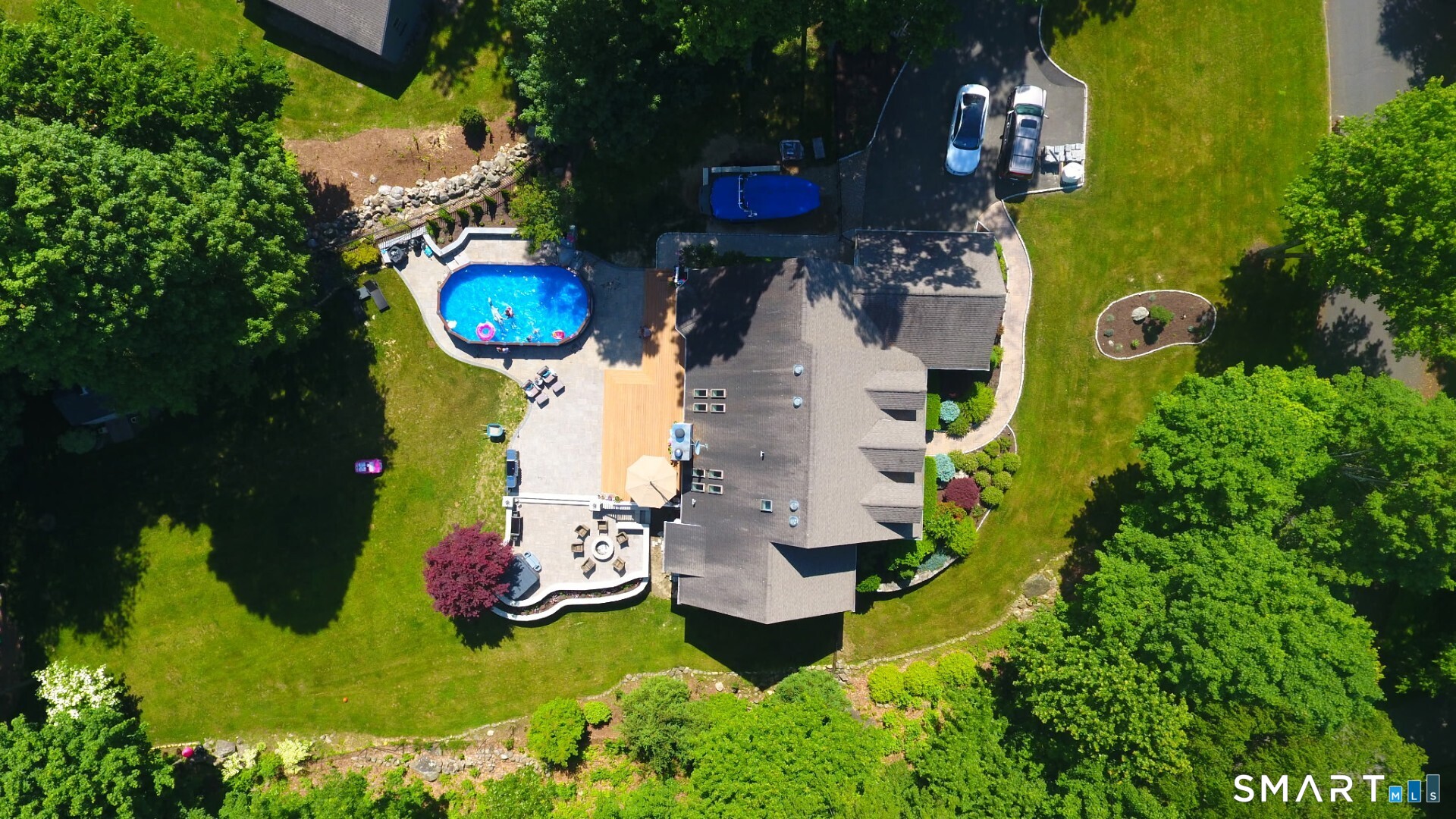 15 Maplecrest Drive Danbury CT 06811