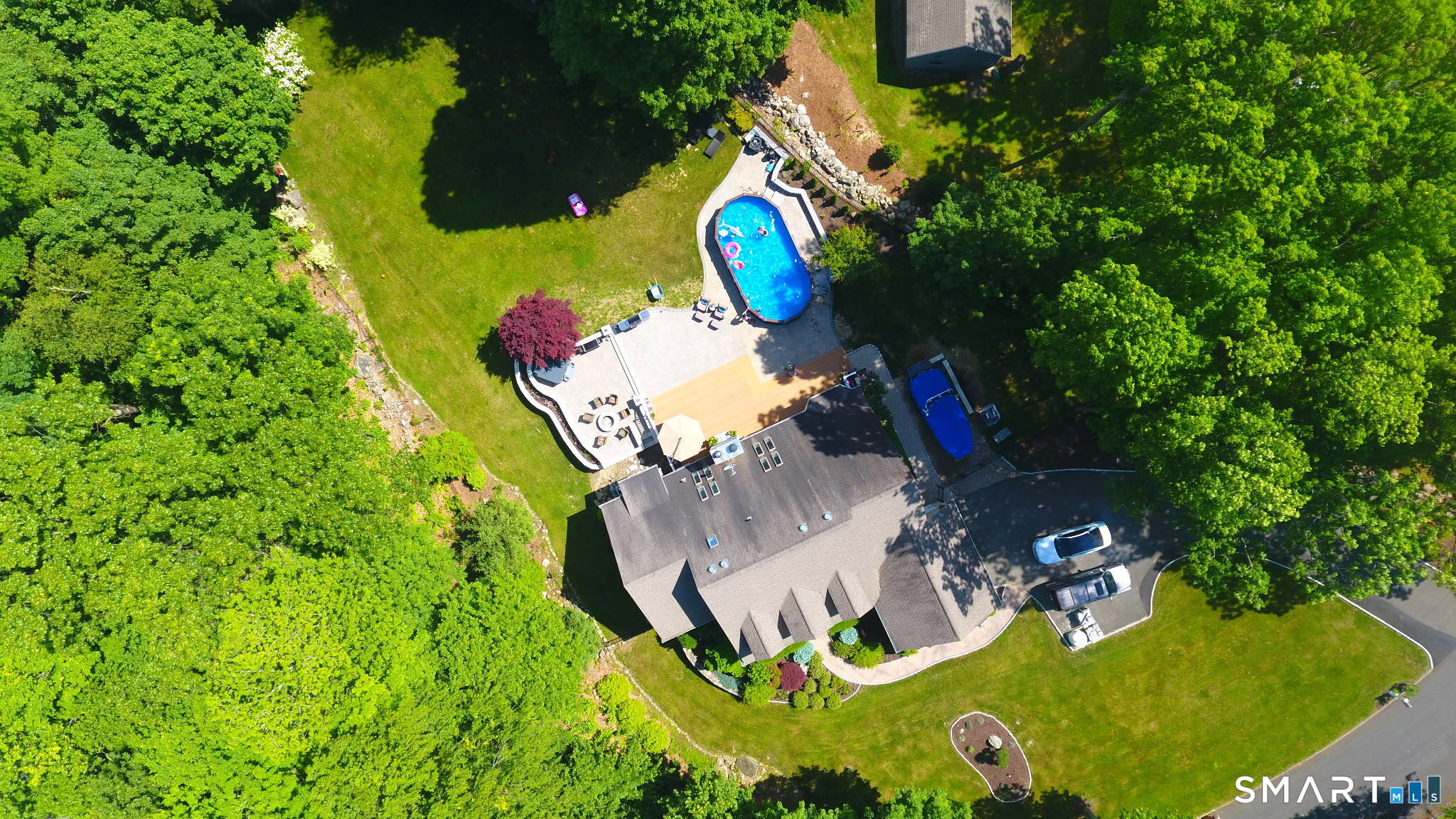 15 Maplecrest Drive Danbury CT 06811
