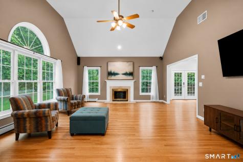 36 Little Fox Run Shelton CT 06484