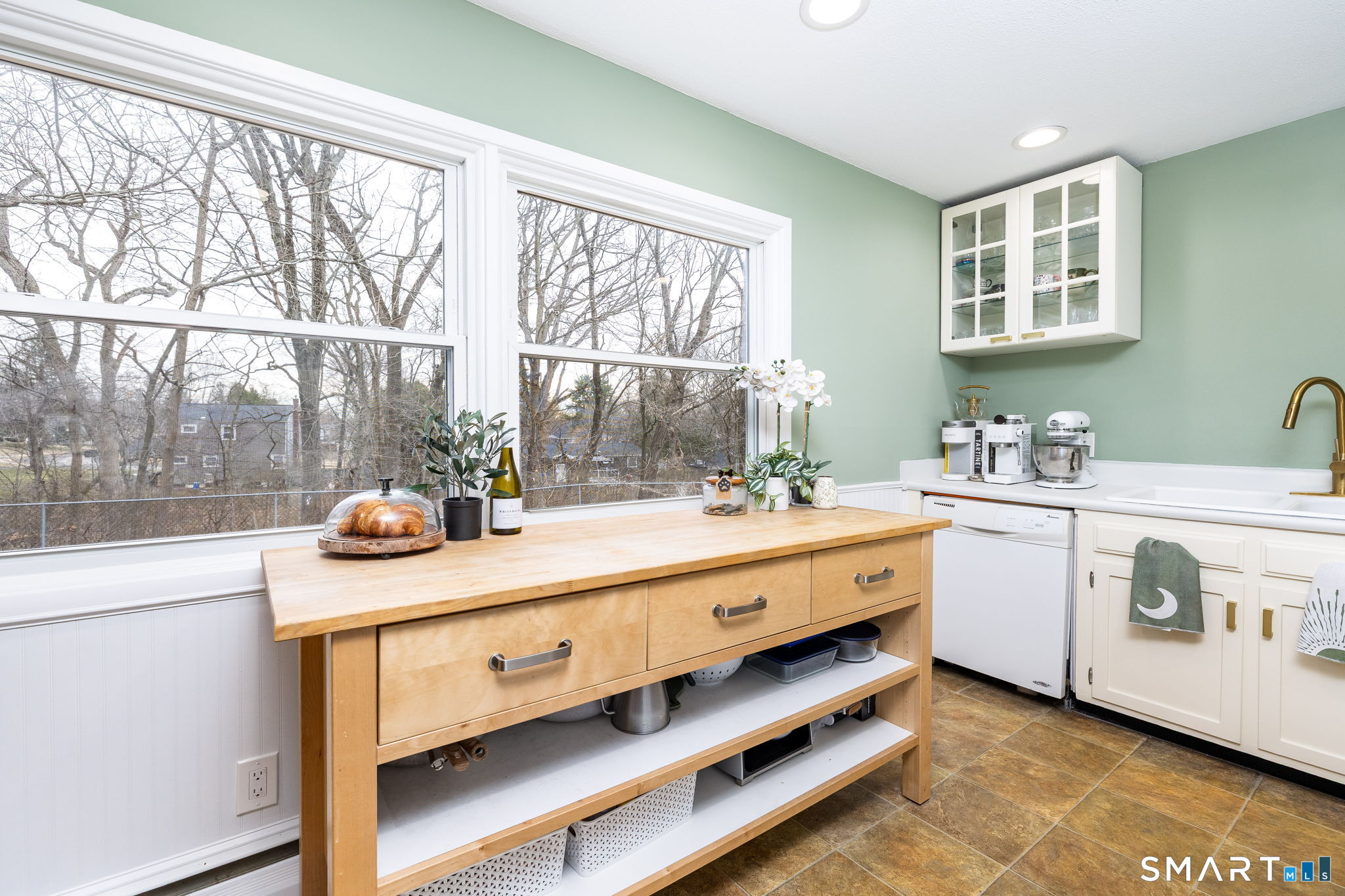 32 Jackson Road Enfield CT 06082