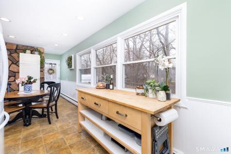 32 Jackson Road Enfield CT 06082