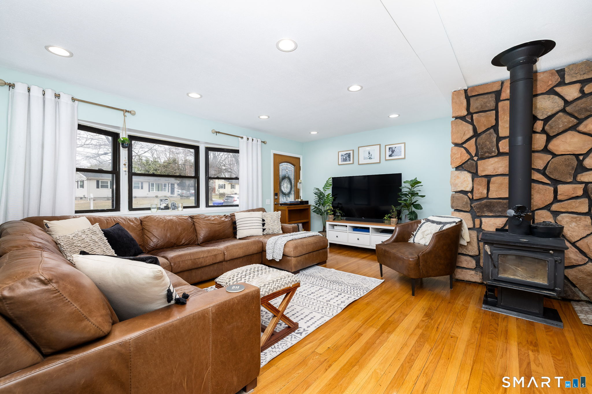 32 Jackson Road Enfield CT 06082