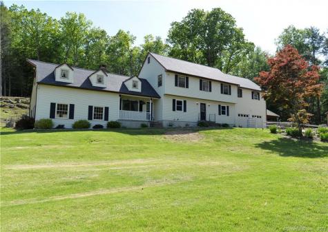 12 Barnes Lane New Milford CT 06776