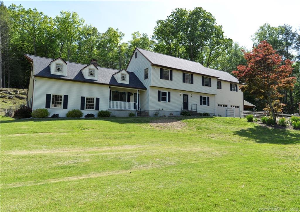 12 Barnes Lane New Milford CT 06776