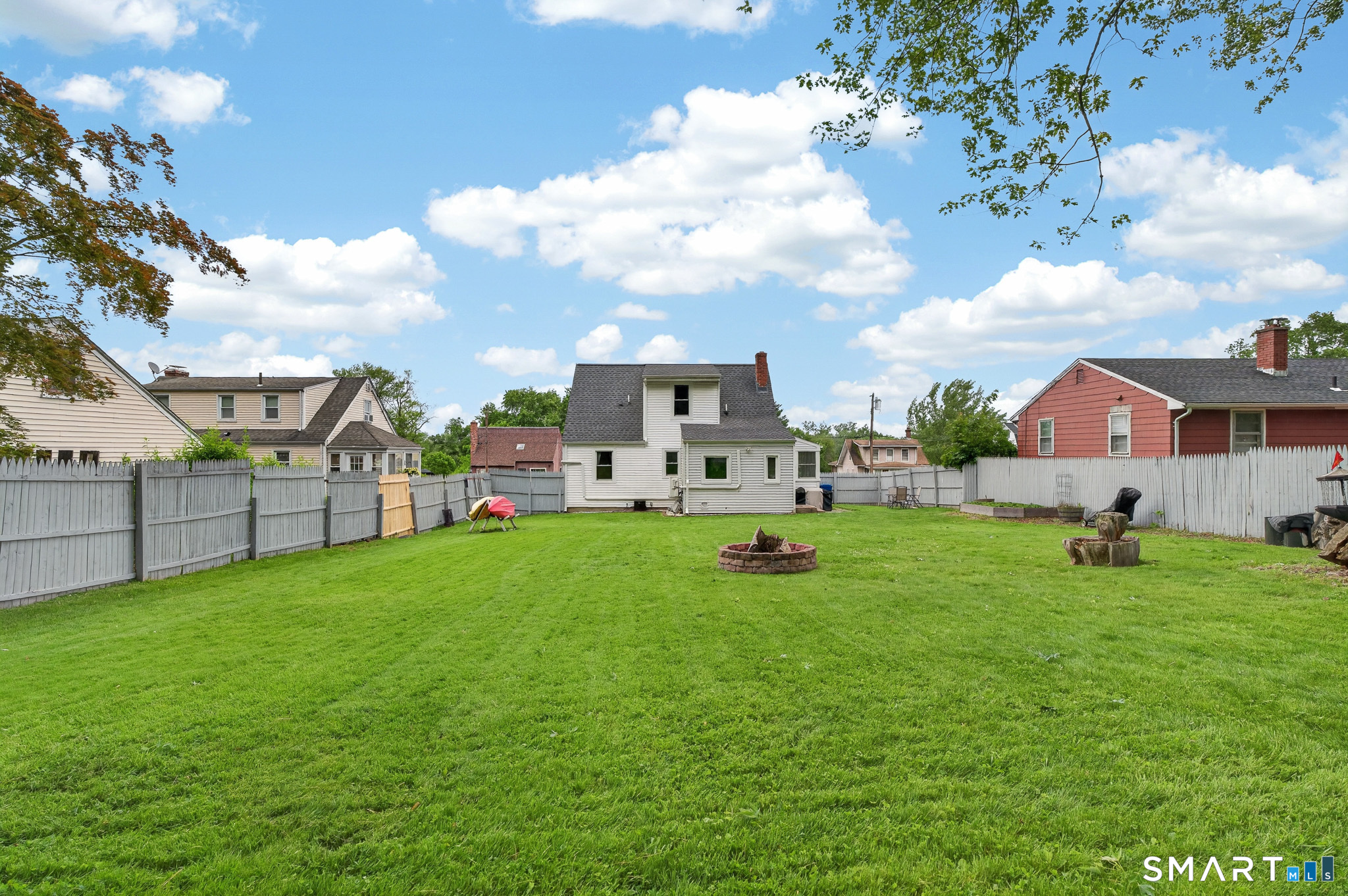 33 Sinclair Street Windsor CT 06095