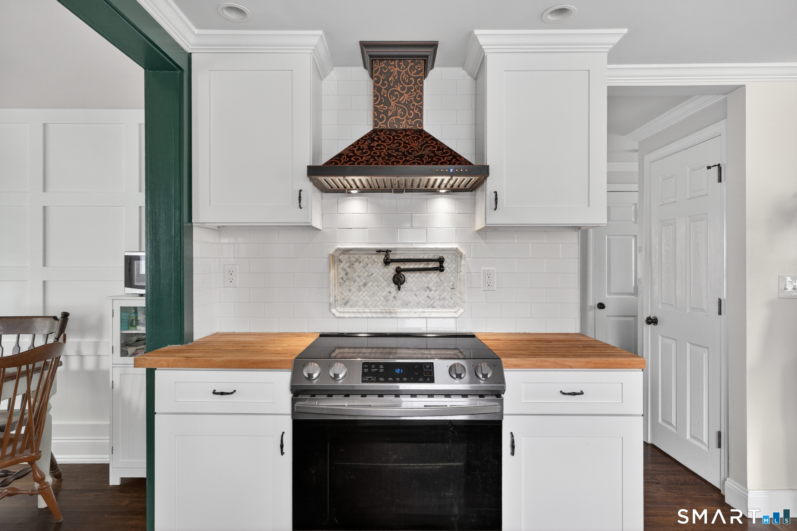 33 Sinclair Street Windsor CT 06095