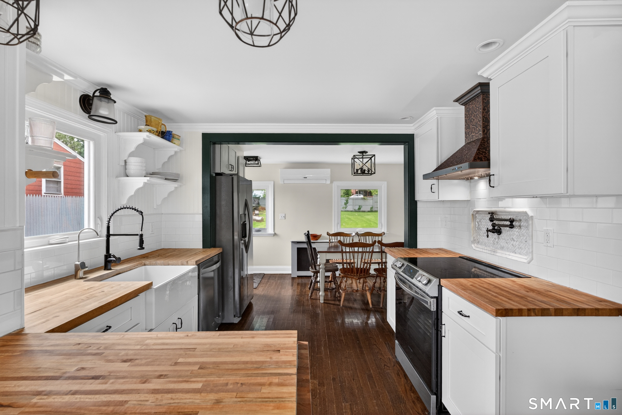 33 Sinclair Street Windsor CT 06095
