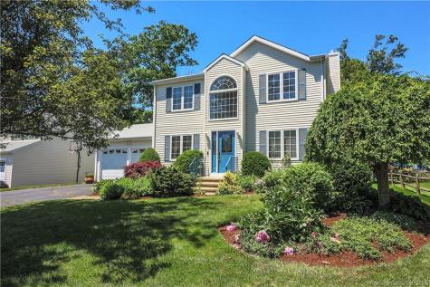 1A Lacey Lane Norwalk CT 06854