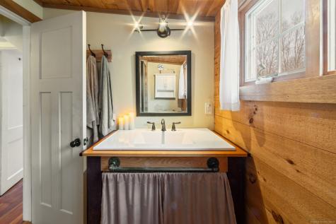 10 Hazel Plain Road Woodbury CT 06798