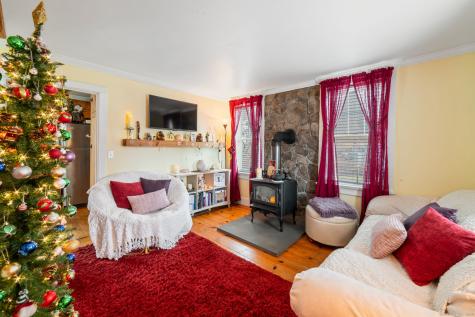 10 Hazel Plain Road Woodbury CT 06798