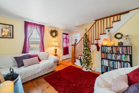 10 Hazel Plain Road Woodbury CT 06798