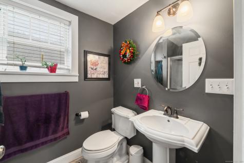 10 Hazel Plain Road Woodbury CT 06798