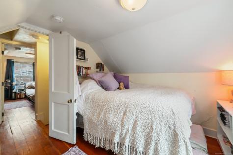 10 Hazel Plain Road Woodbury CT 06798