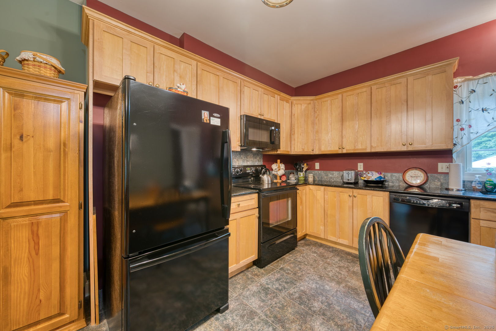 2 Warren Glen Burlington CT 06013