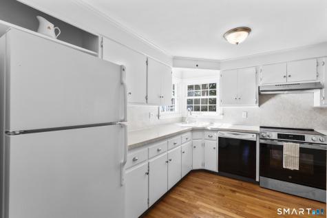 12 Palmer Woods Circle Branford CT 06405